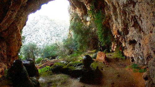 Cova de Ses Alfabies cave with its strange earthenware jars