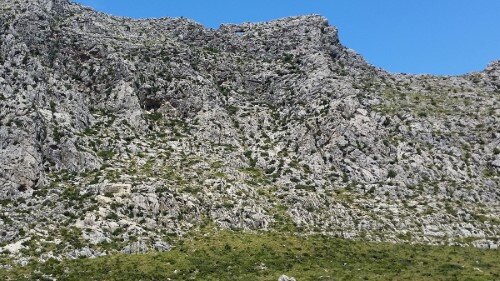 Big hole in the Serra del Cavall Bernat